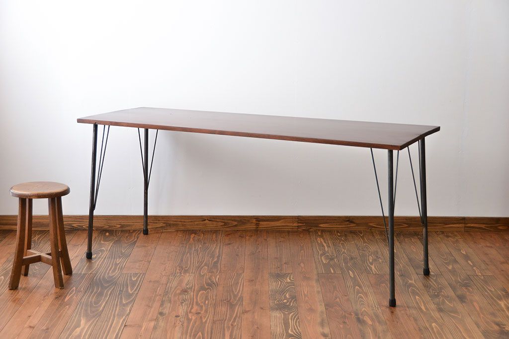 レトロ家具　昭和レトロ　天板一枚板　古材を使った鉄脚テーブル(5)(作業台)