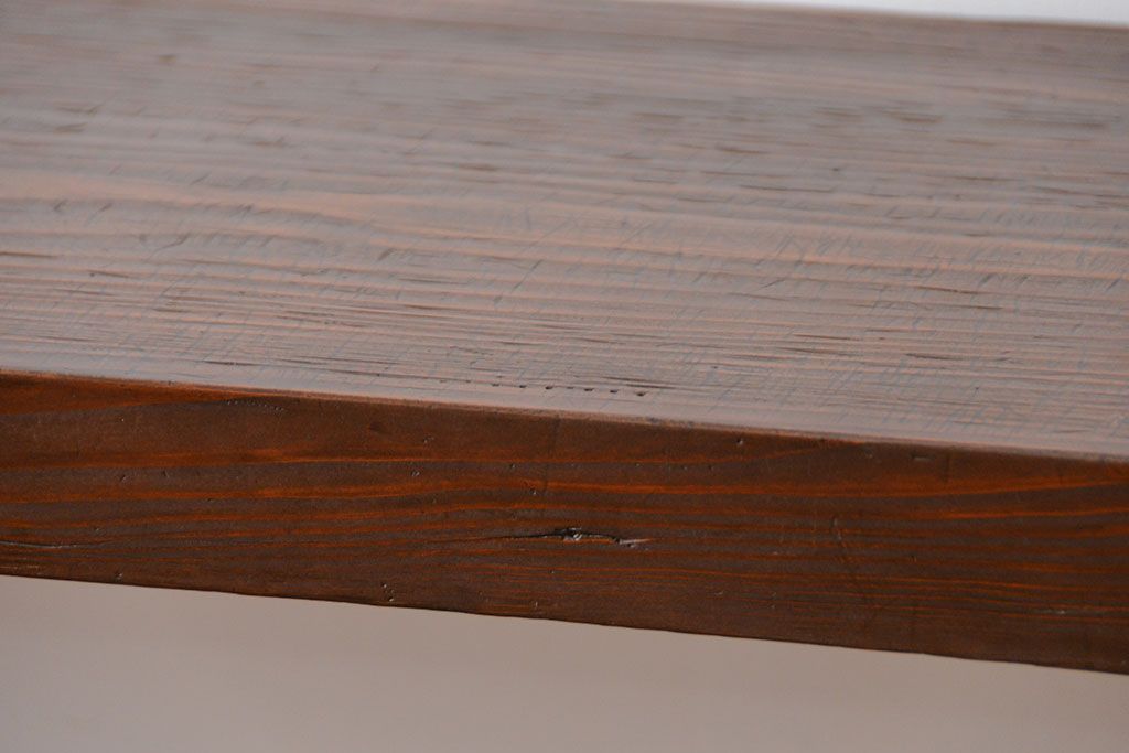 レトロ家具　昭和レトロ　天板一枚板!古材を使った鉄脚テーブル(3)(作業台)