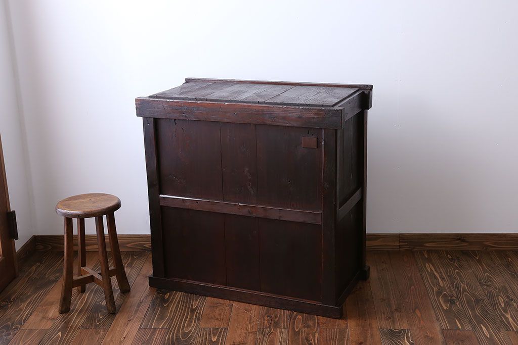 アンティーク家具　古民具・骨董 前面桜材と欅材!帳場箪笥(時代箪笥)