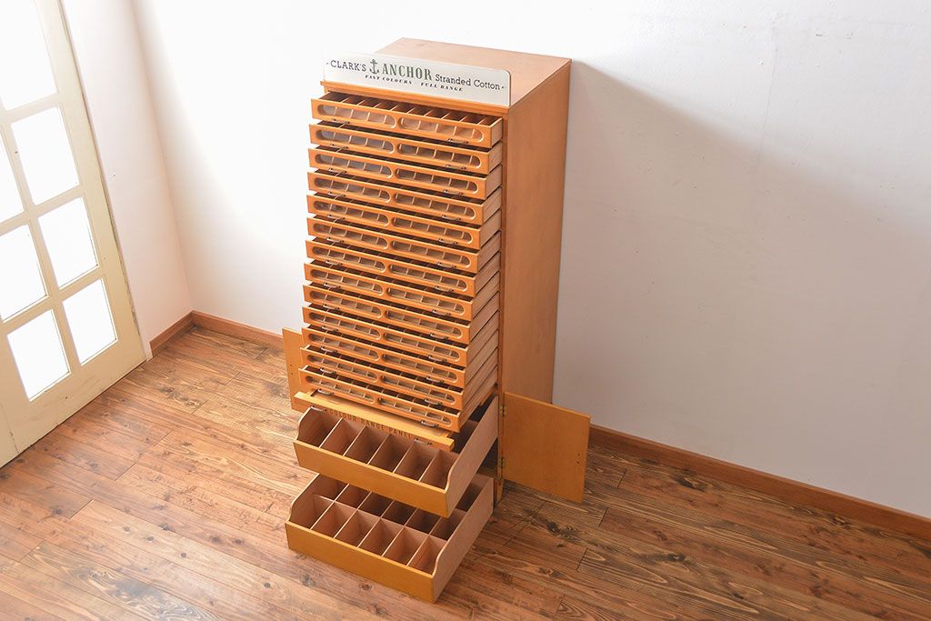 ヴィンテージ家具　イギリスビンテージ　大きな縦型小引き出し(糸ケース)