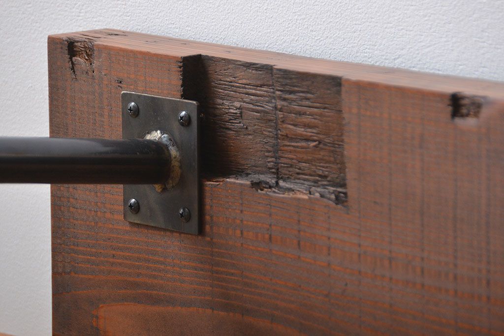 レトロ家具　昭和レトロ 天板一枚板　古材を使った鉄脚ベンチ(1)
