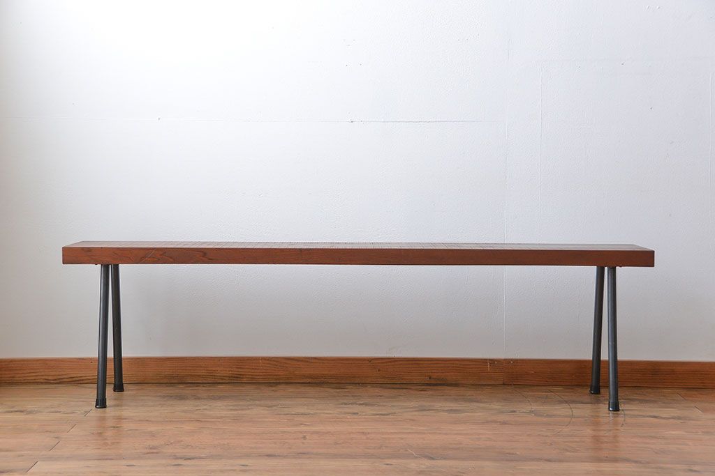 レトロ家具　昭和レトロ 天板一枚板　古材を使った鉄脚ベンチ(2)