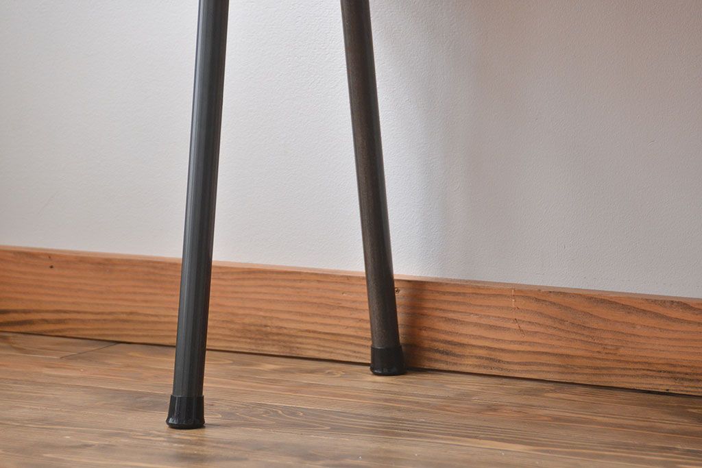 レトロ家具　昭和レトロ　天板一枚板　古材を使った鉄脚ベンチ(3)