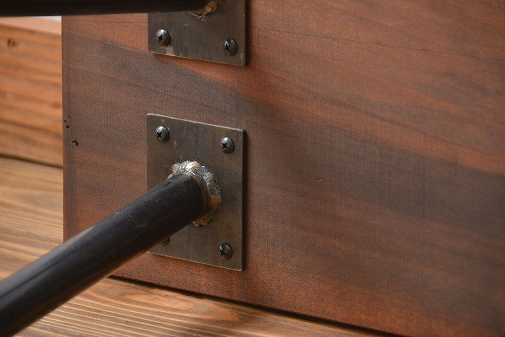 レトロ家具　昭和レトロ　天板一枚板　古材を使った鉄脚ベンチ(4)