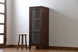 レトロ家具　昭和レトロ モールガラス入り!スリムな縦型脚付き戸棚