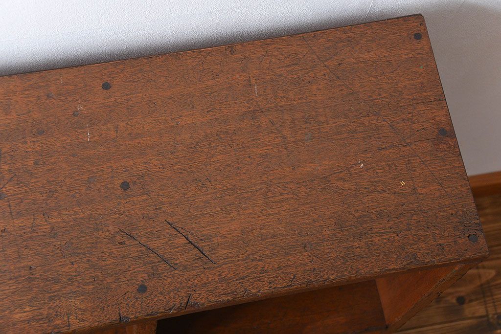 レトロ家具　昭和レトロ　脚付き!小さなマス目棚