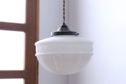 昭和レトロ　陽刻ガラス照明(2)