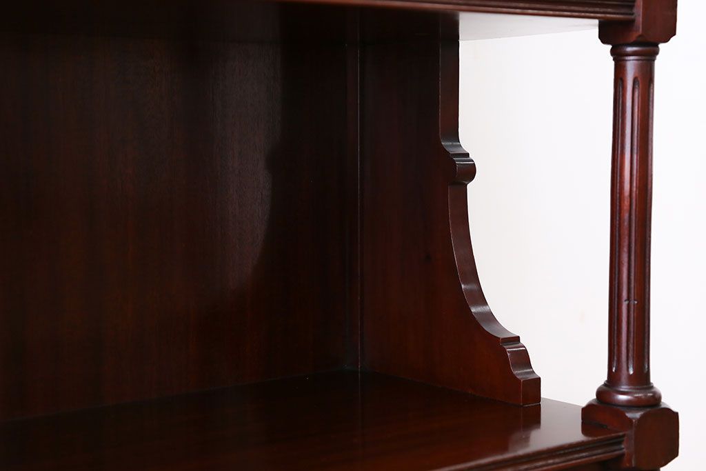 アンティーク家具　イギリスアンティーク　マホガニー材　上質なブックシェルフ