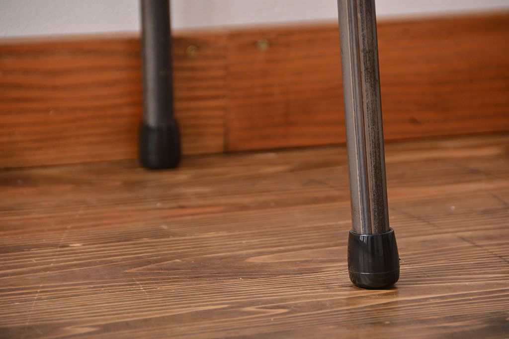 アンティーク家具　アンティーク 天板一枚板 古材を使った鉄脚テーブル(1)