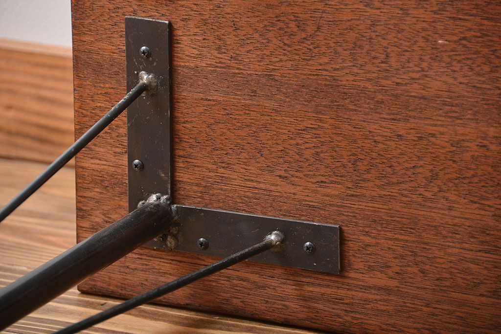 アンティーク家具　アンティーク 天板一枚板 古材を使った鉄脚テーブル(1)
