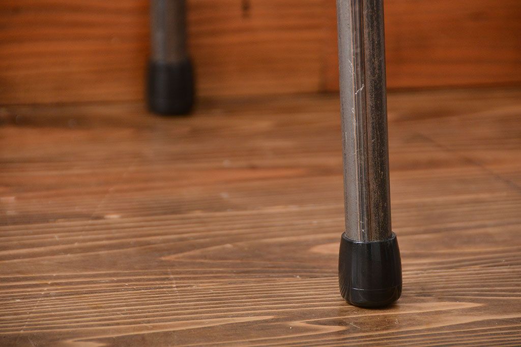 アンティーク家具　アンティーク 天板一枚板 古材を使った鉄脚テーブル(3)