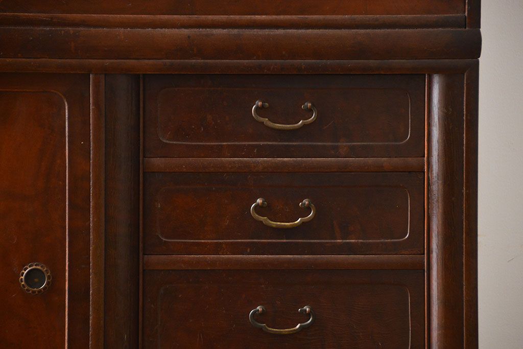 レトロ家具　昭和レトロ　前面桑張りの茶箪笥