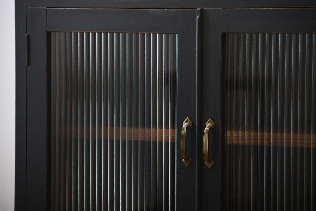 アンティーク家具　お洒落なペイントキッチンキャビネット