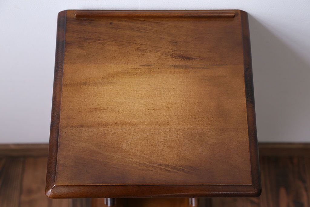 中古　カリモク　サイドテーブル