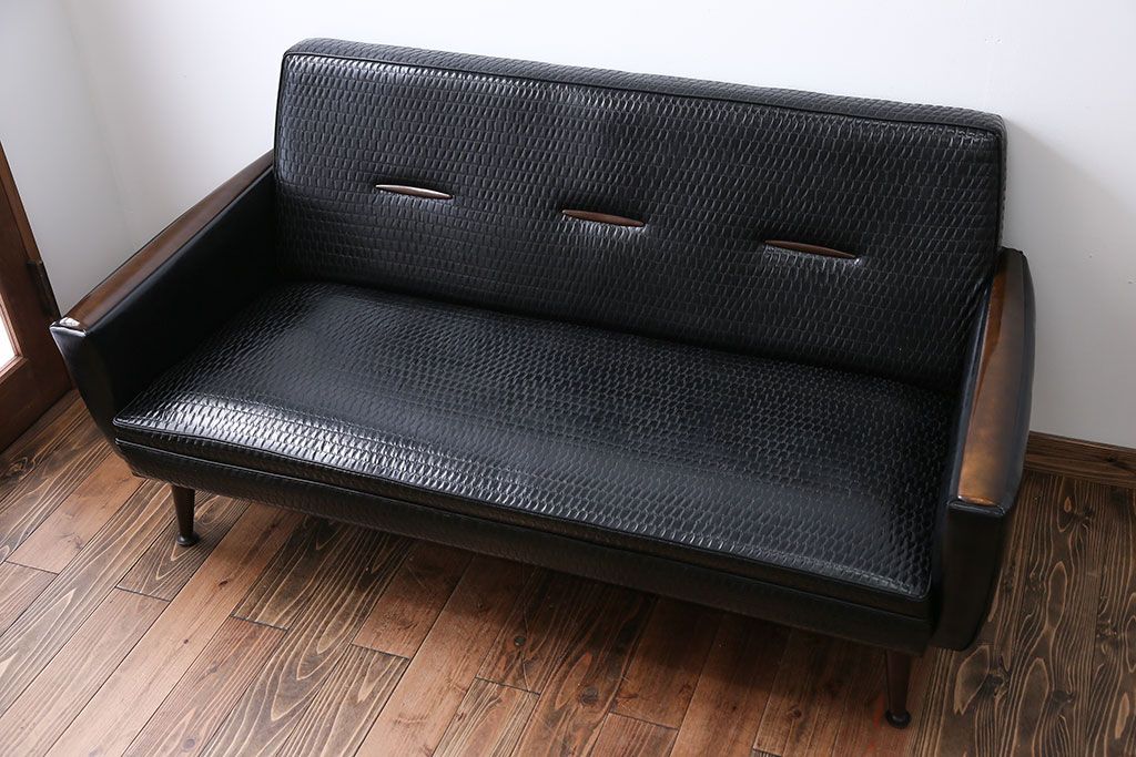 レトロ家具　レトロな3人掛けソファ