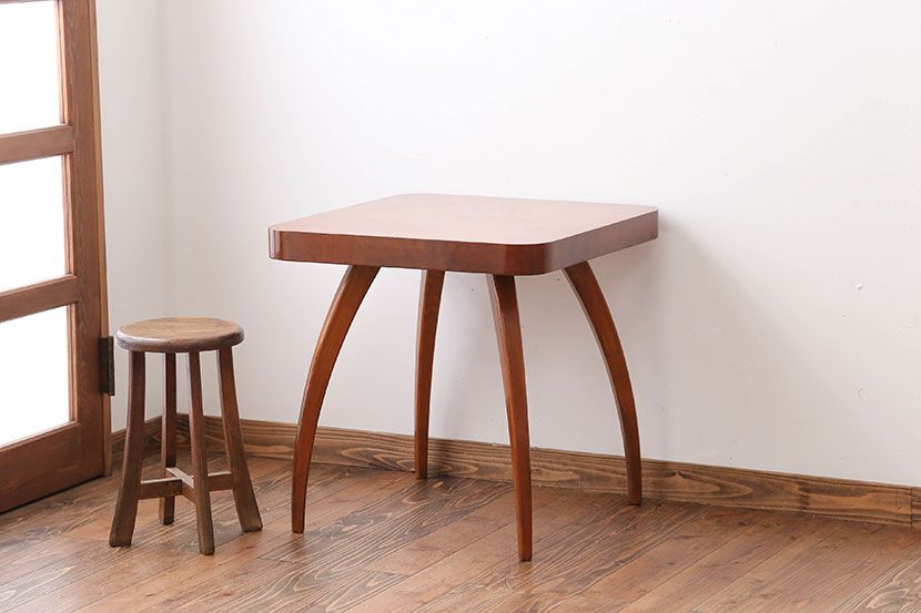 アンティーク家具　イギリスアンティーク　カフェテーブル