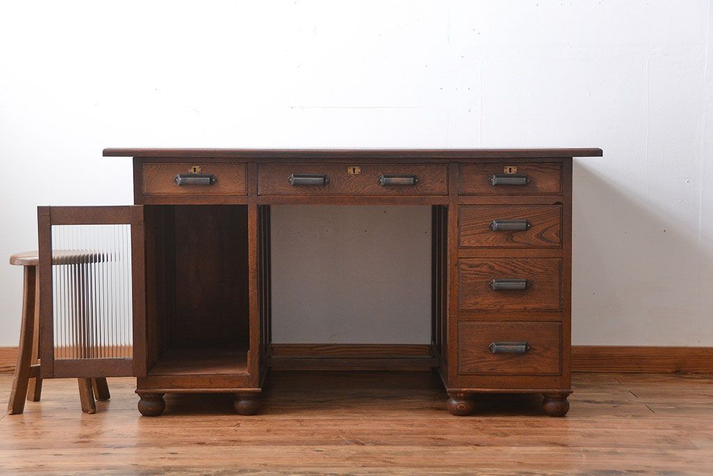 レトロ家具　昭和レトロ　ナラ材の両袖机