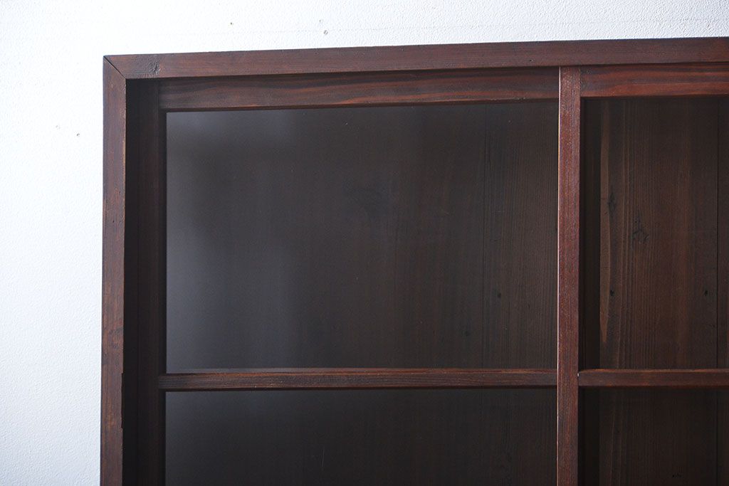 アンティーク家具　アンティーク　引き戸付き薄型収納棚(キャビネット)