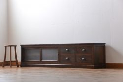 アンティーク家具　アンティーク　古い木製のワイドなテレビボード