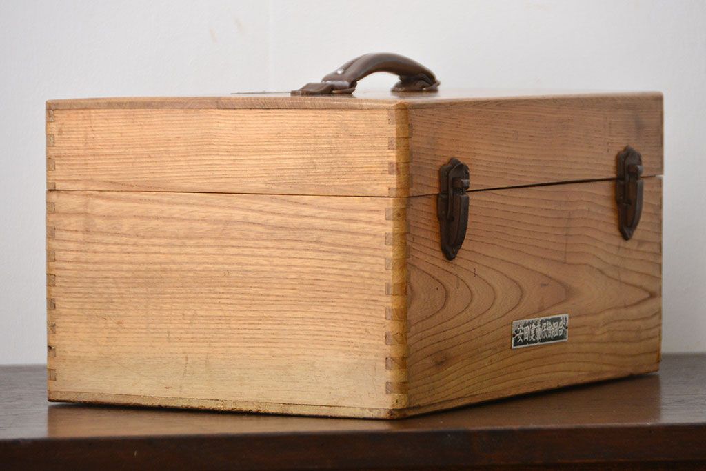 アンティーク雑貨 昭和レトロ 古い木製の薬箱 | ラフジュ工房