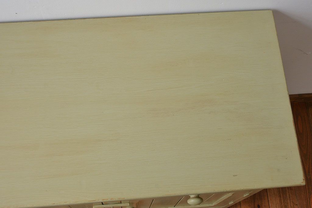 ヴィンテージ家具　イギリスビンテージ　おしゃれなペイントキッチンサイドキャビネット