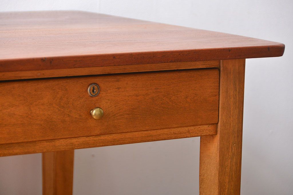 アンティーク家具 【イギリスアンティーク・ダイニングテーブル】 古い木製のシンプルなダイニングテーブル(デスク) | ラフジュ工房