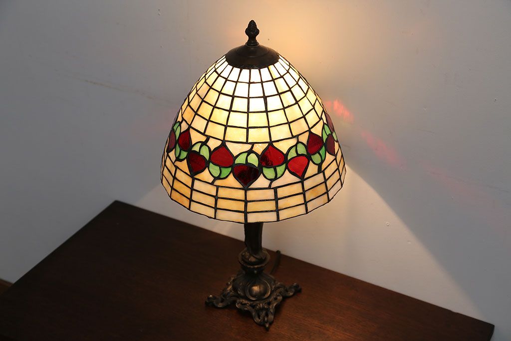 中古　ティファニーランプ(ステンドグラス)(定価約10万円)