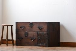 アンティーク家具　アンティーク　桐材!金具が立派な時代箪笥ローボード(2、桐箪笥、桐たんす)