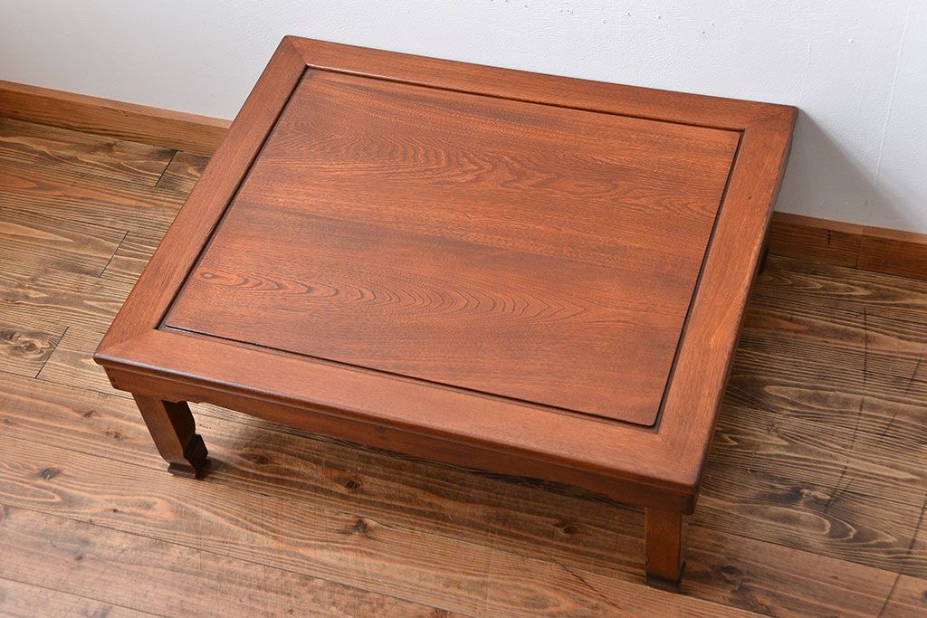 レトロ家具　昭和レトロ　古い木の正方形角ちゃぶ台