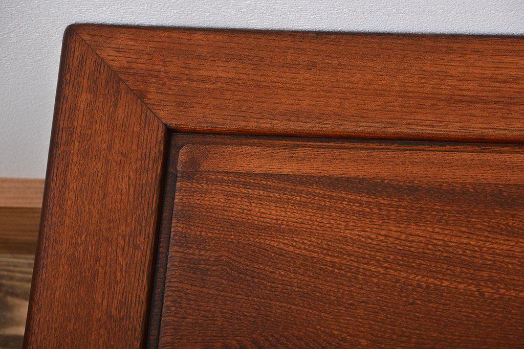 レトロ家具　昭和レトロ　古い木の正方形角ちゃぶ台