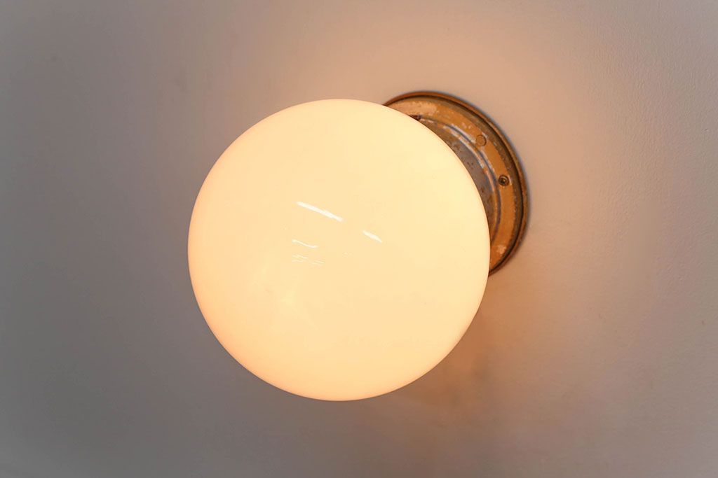 アンティーク　シンプルでおしゃれな球型壁掛け天井照明(1)