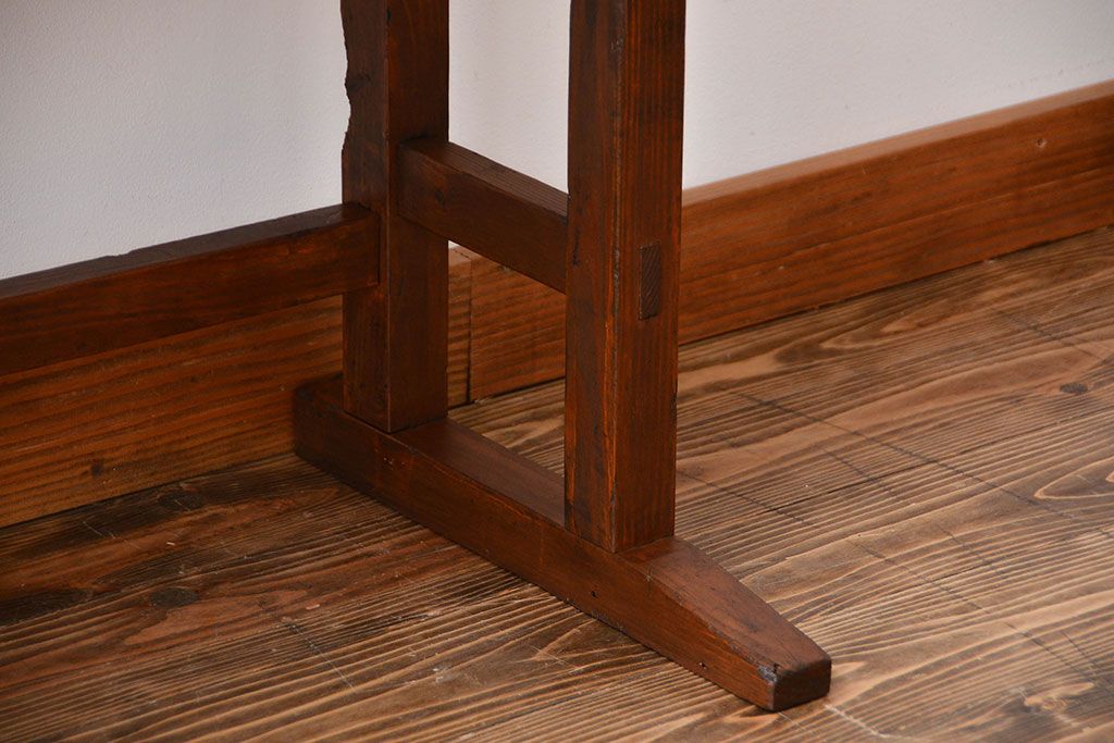 レトロ家具　昭和レトロ　古い学校の木製アンティークデスク(平机)