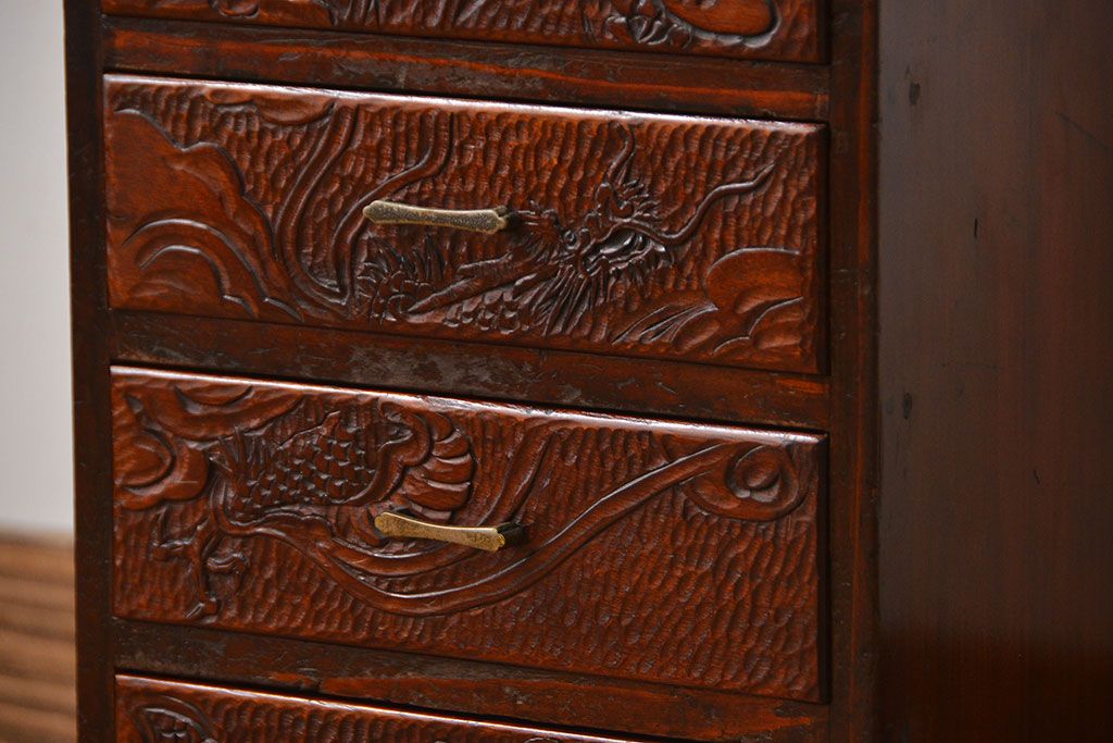 アンティーク家具　古民具・骨董　龍の彫刻!和の雰囲気溢れる古い木製小引き出し