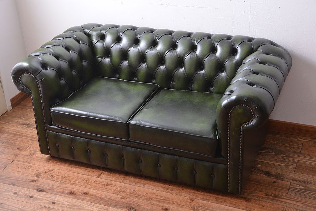 アンティーク家具　イギリス製　本革チェスターフィールドラブソファ