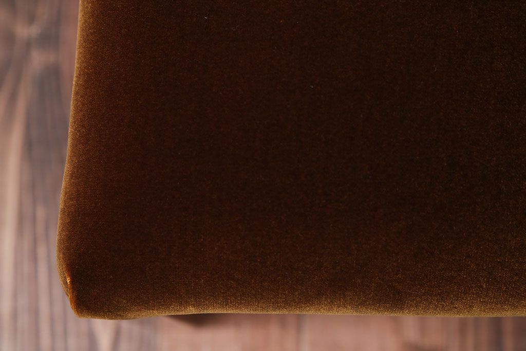 レトロ家具　昭和レトロ　ナチュラルな古い木製のアンティークチェア