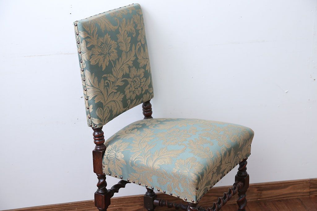 中古　イギリス製　オーク材の優雅なツイストレッグダイニングチェア(1)