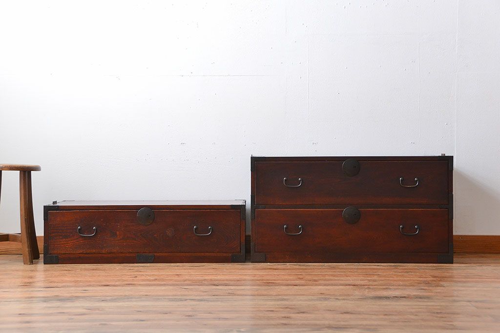 アンティーク家具　古民具・骨董　欅材!丸金具の時代箪笥テレビボード(ローボード)