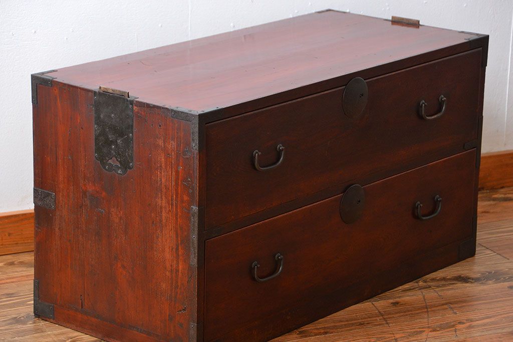アンティーク家具　古民具・骨董　欅材!丸金具の時代箪笥テレビボード(ローボード)(2)