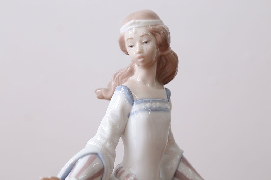 アンティーク雑貨 美品・リヤドロ(LLADRO)シンデレラ・箱付き