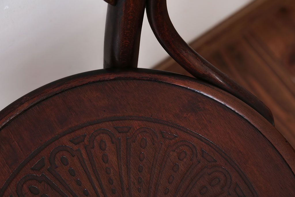 アンティーク家具　アンティーク　THONET(トーネット)社製バルーンバックベントウッドチェア(2)