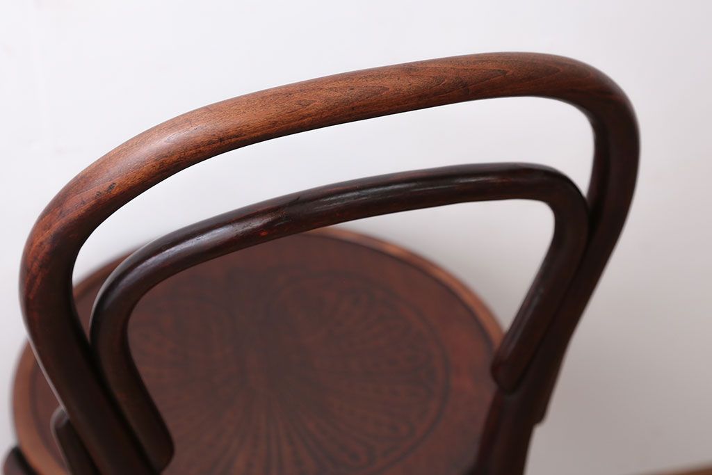 アンティーク家具　アンティーク　THONET(トーネット)社製バルーンバックベントウッドチェア(2)