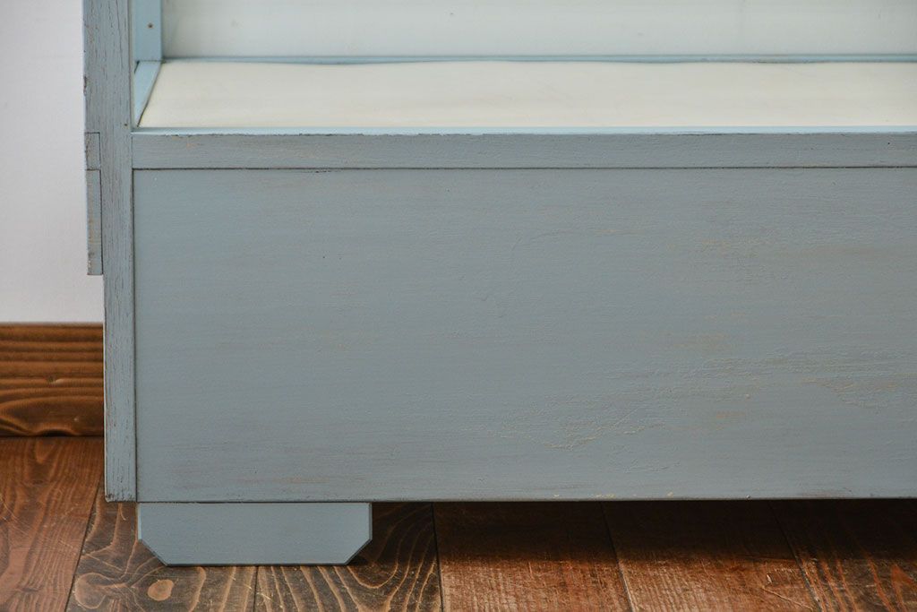 レトロ家具　昭和レトロ　かわいい鉄脚!アンティークオープンラックショーケース