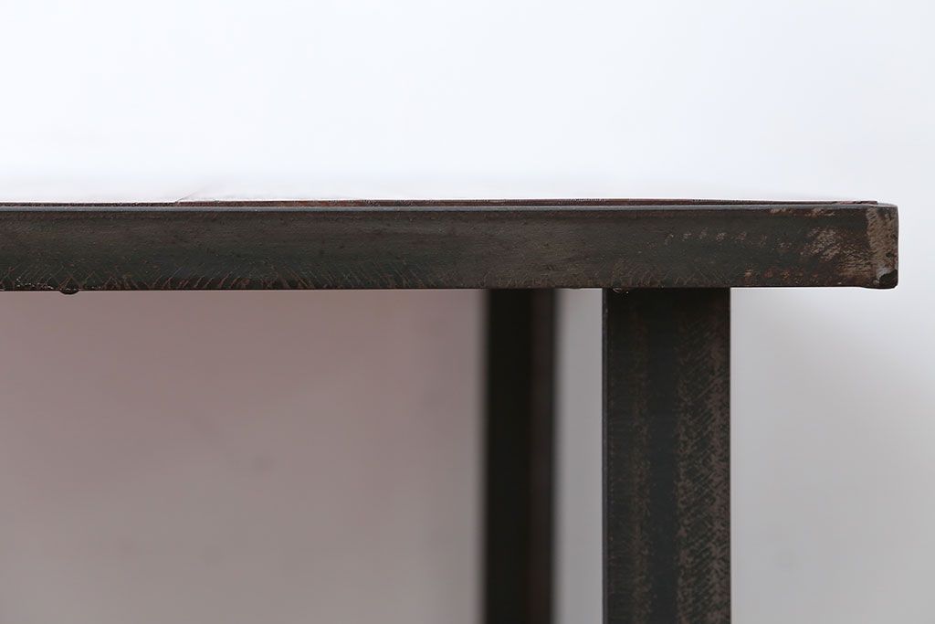 【ラフジュ工房オリジナル・ダイニングテーブル】古材天板の4人用鉄脚ダイニングテーブル