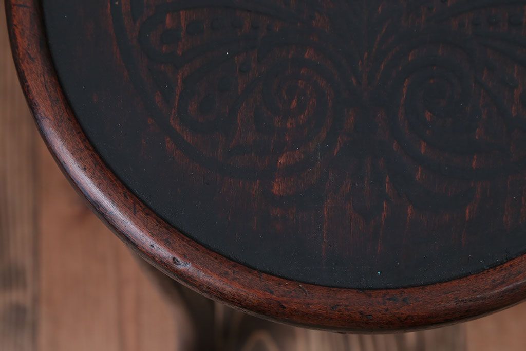 アンティーク家具　アンティーク　THONET(トーネット)社製バルーンバックベントウッドチェア2脚セット