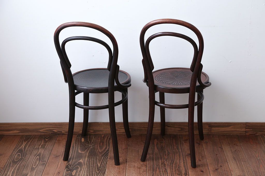 アンティーク家具　アンティーク　THONET(トーネット)社製バルーンバックベントウッドチェア2脚セット