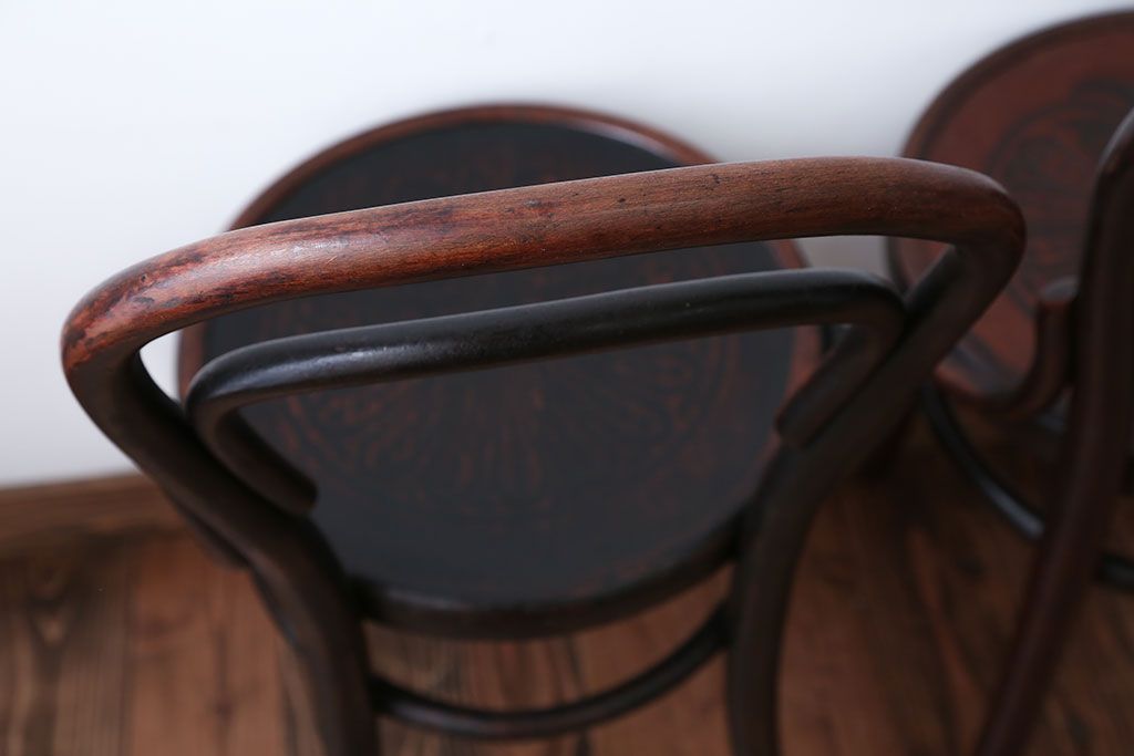 アンティーク家具　アンティーク　THONET(トーネット)社製バルーンバックベントウッドチェア2脚セット