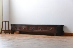 アンティーク家具　古民具・骨董　脚付き!時代箪笥テレビボード(水屋箪笥、ローボード、テレビ台、キャビネット、収納棚)(1)