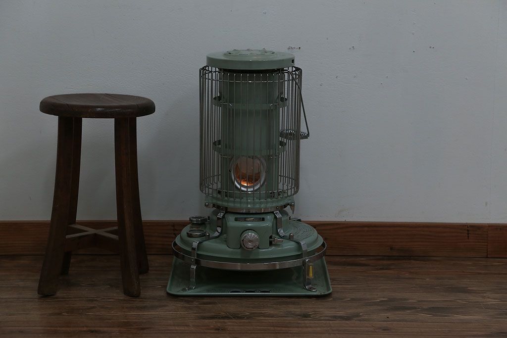 アンティーク雑貨　アラジンストーブ　Aladdin BF3902 Blue Flame Heater