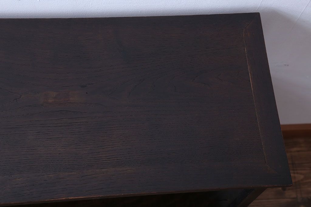 アンティーク家具　古民具・骨董　高級品!古い栗材の和風な引き戸付き飾り棚
