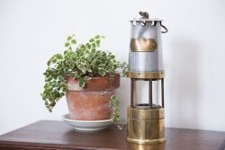 アンティーク雑貨　イギリスアンティーク　J.H.NAYLOR社製　Miners Safety Lamp(安全灯・ランプ)